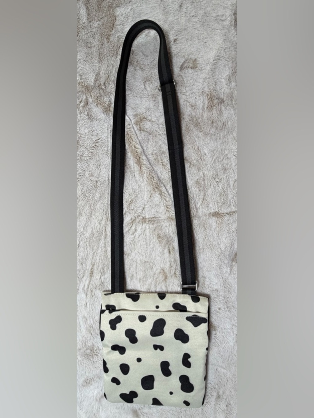 Sherpani Pica Nylon Crossbody Bag, Cow Hide Print EUC - Picture 3 of 7
